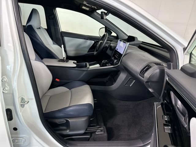 Used 2023 Subaru Solterra AWD image 27