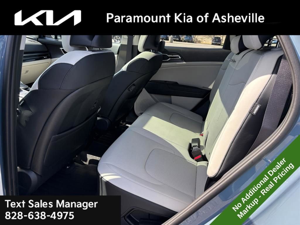 New 2026 Kia Sportage EX image 23