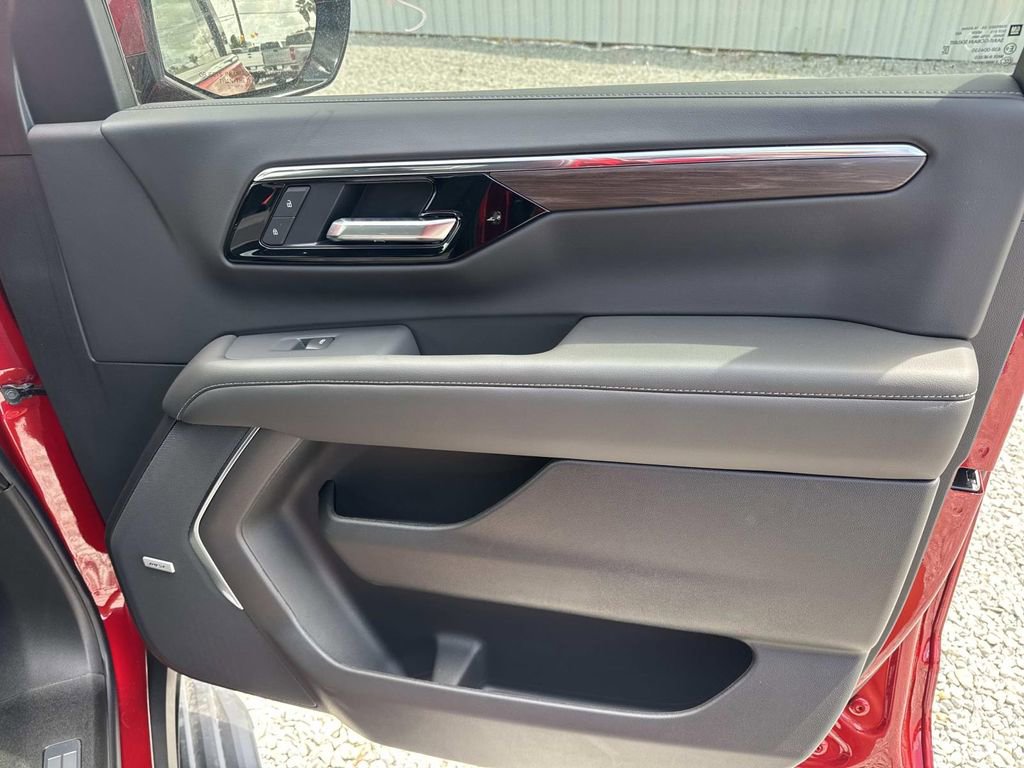 New 2026 Chevrolet Tahoe LT w/ Comfort Package image 13