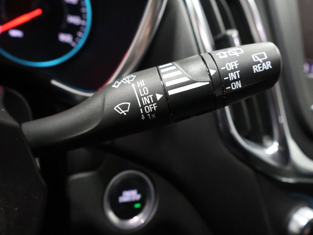 Used 2024 Chevrolet Equinox LT image 37