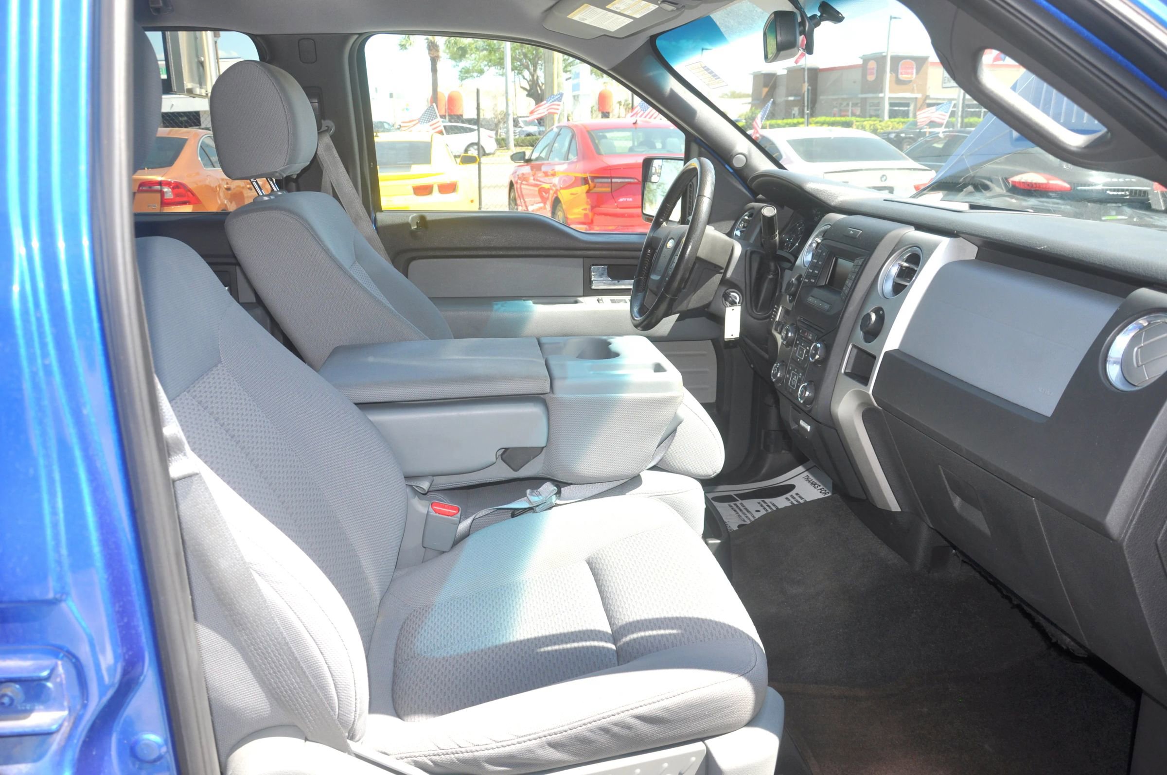 Used 2013 Ford F150 XLT w/ Luxury Equipment Group image 30