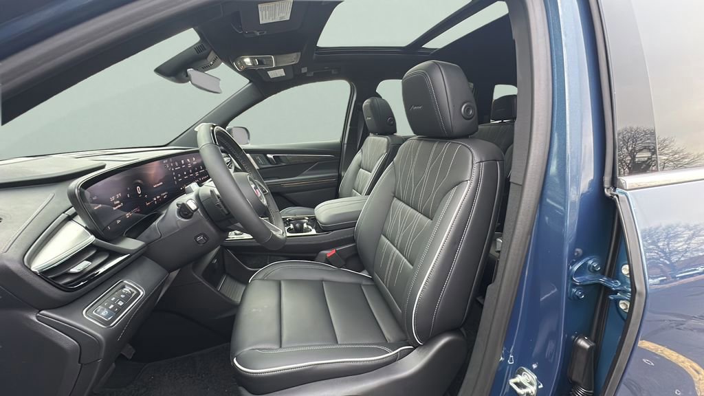 New 2026 Buick Enclave Avenir w/ Super Cruise Package image 13