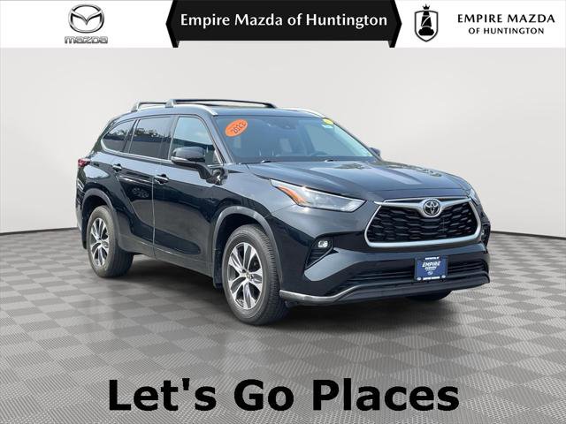 Used 2022 Toyota Highlander XLE
