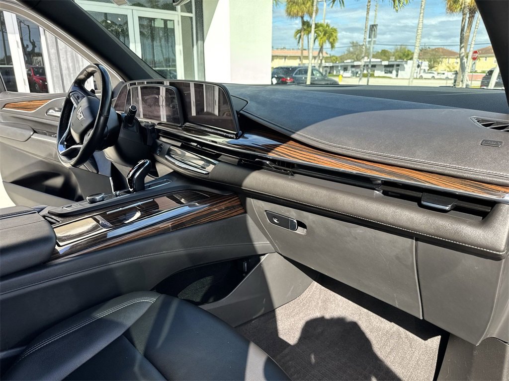 Used 2023 Cadillac Escalade Luxury image 33