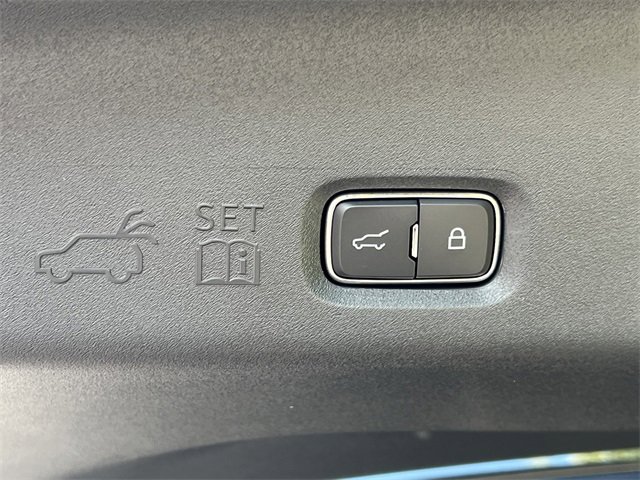 New 2025 Ford Expedition Active image 6