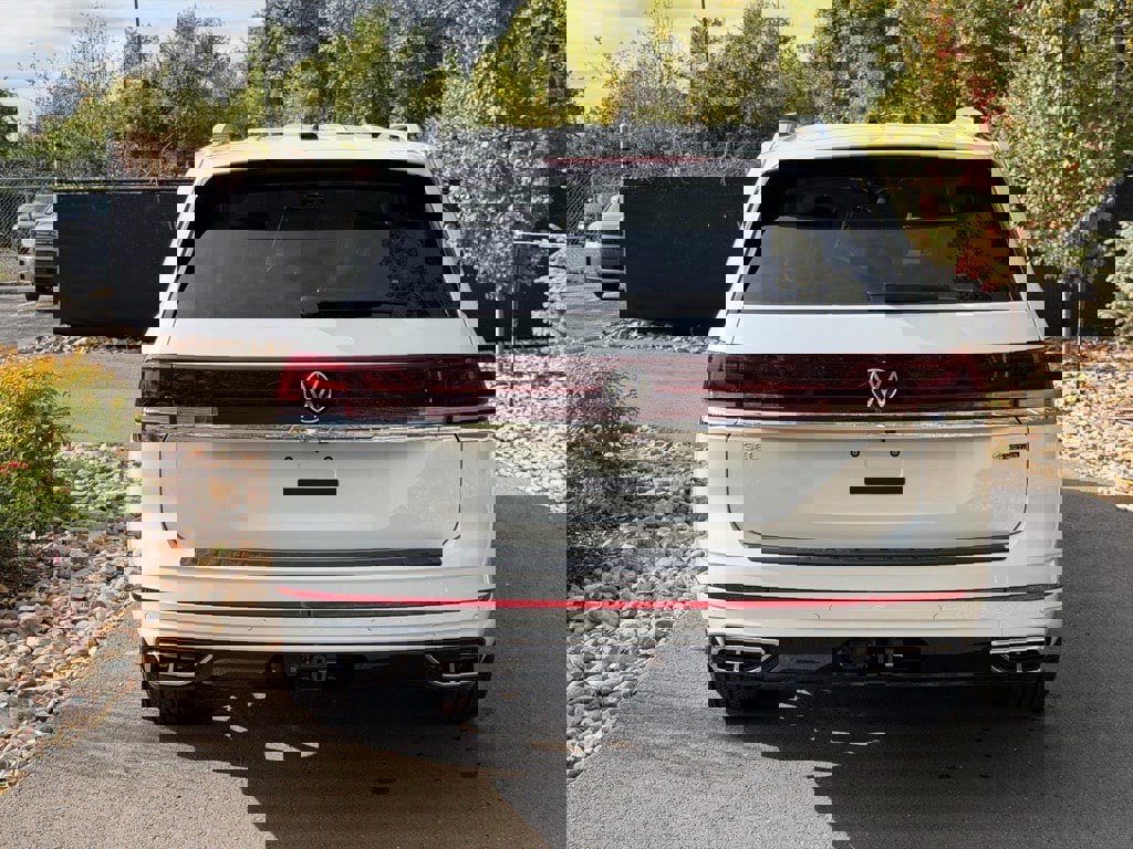 New 2026 Volkswagen Atlas SEL Premium R-Line image 4