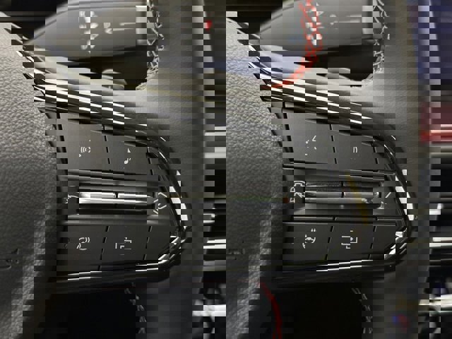 New 2026 Chevrolet Traverse RS w/ LPO, Floor Liner Package image 11