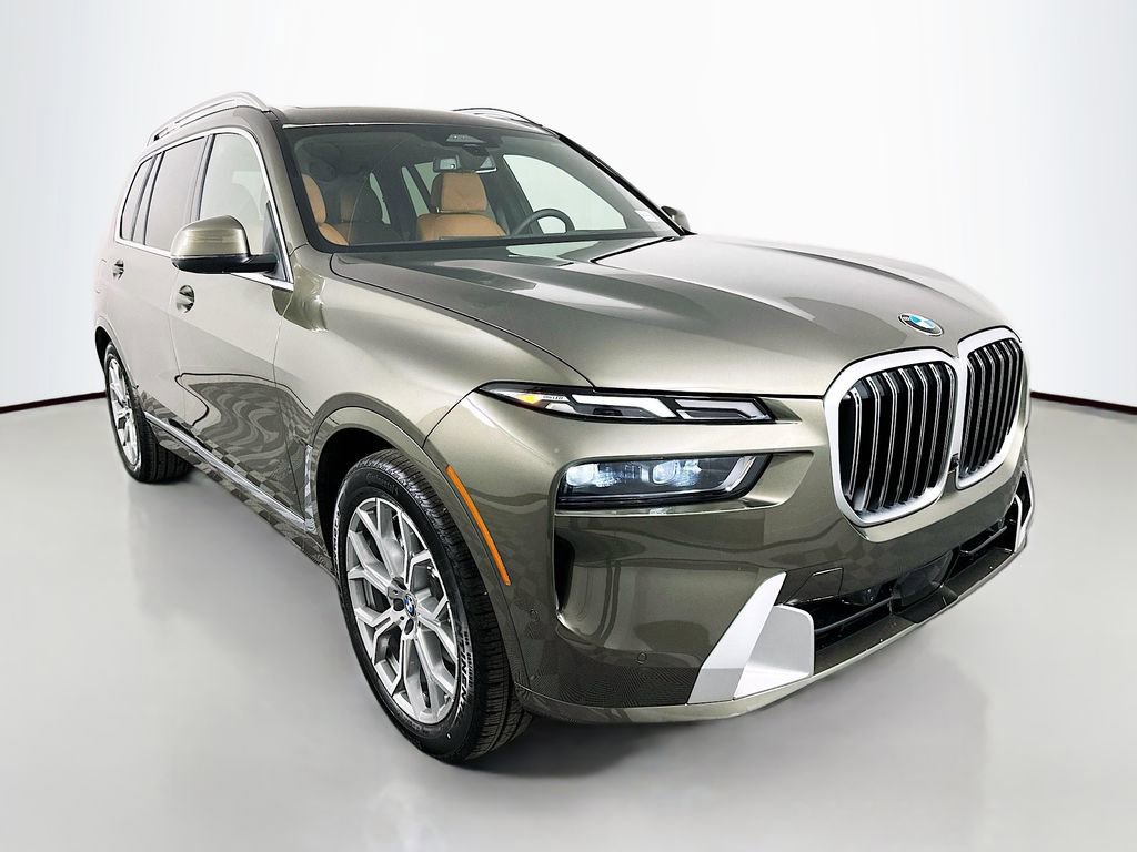 Used 2026 BMW X7 xDrive40i w/ Premium Package AWD/4WD image 3