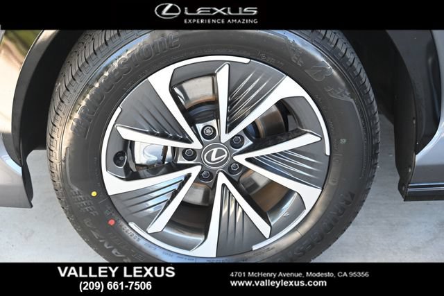 Used 2024 Lexus RZ 300e Premium w/ Technology Package FWD image 24