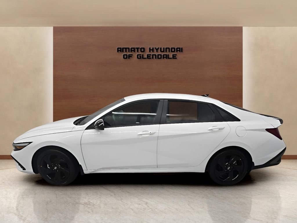 New 2026 Hyundai Elantra SEL FWD image 3