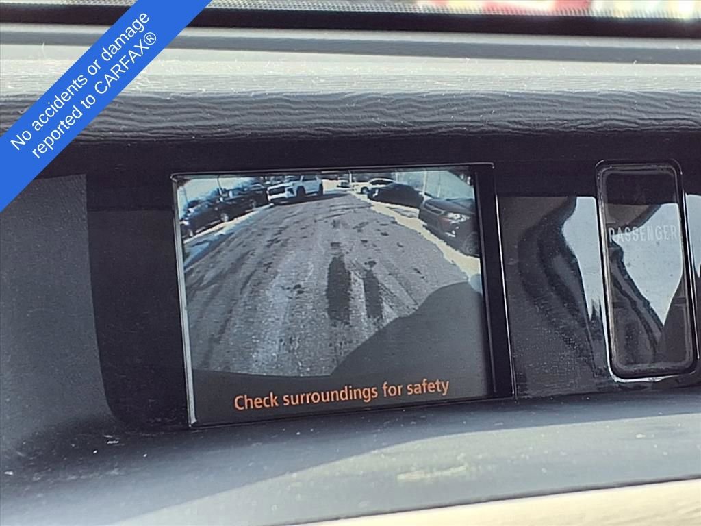 Used 2014 Toyota Sienna L image 27