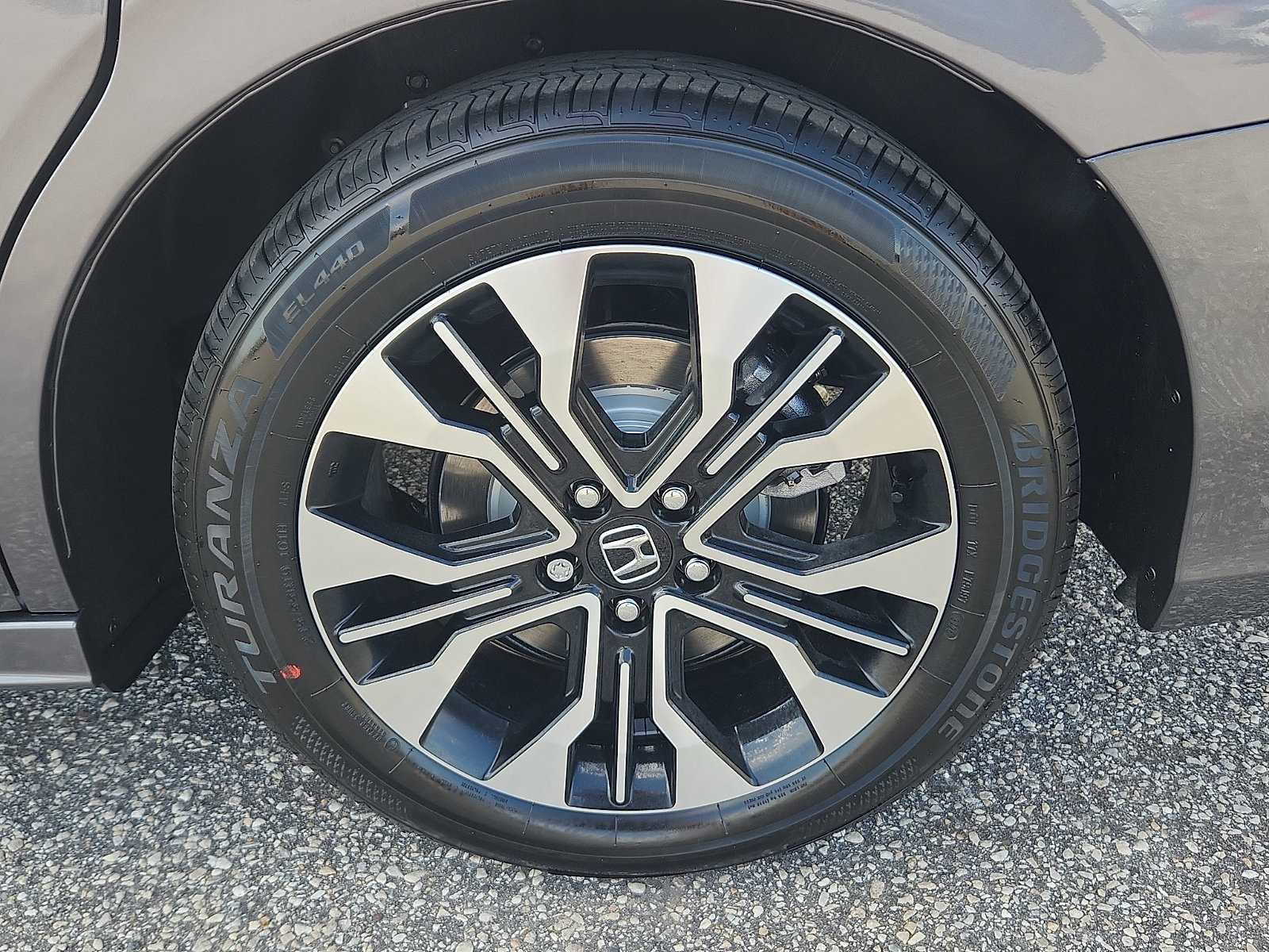 New 2027 Honda Odyssey Elite image 5