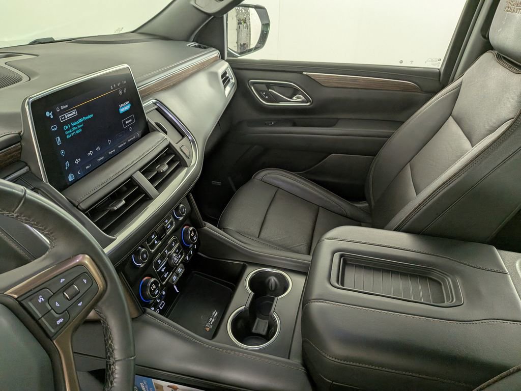 Certified 2024 Chevrolet Tahoe High Country w/ Premium Package image 28