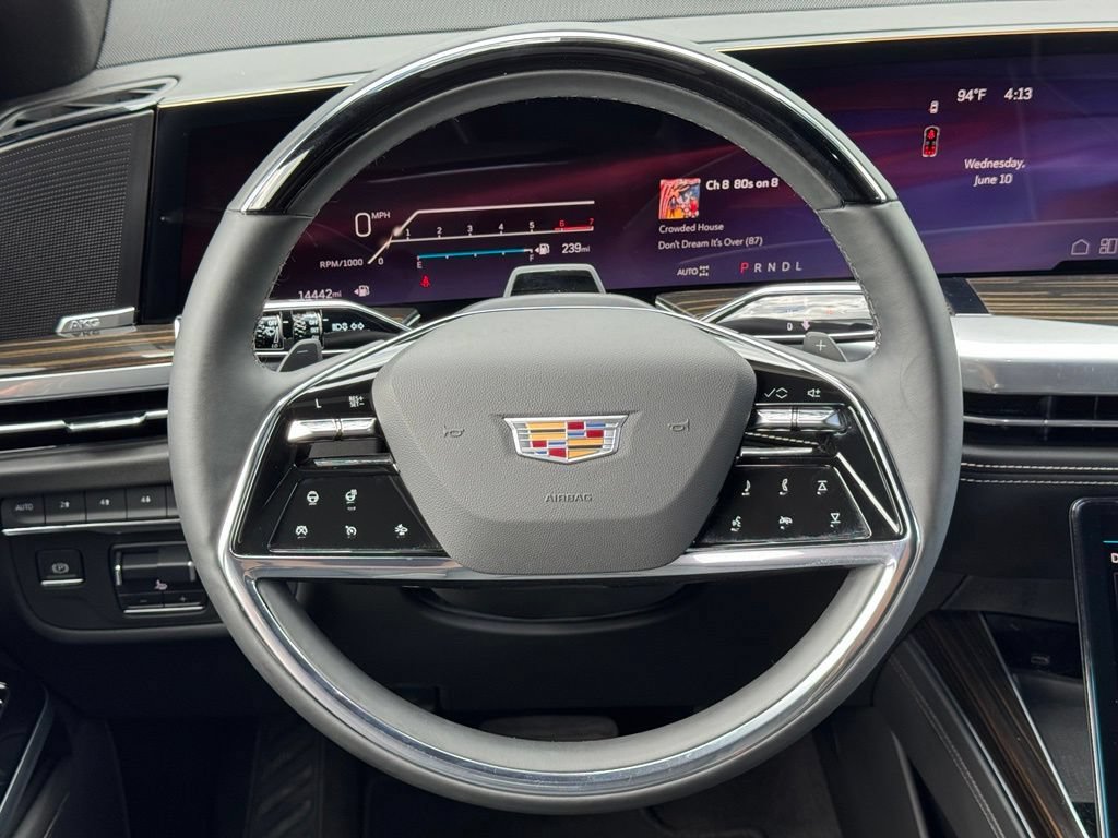 Certified 2025 Cadillac Escalade Premium Luxury AWD/4WD image 23
