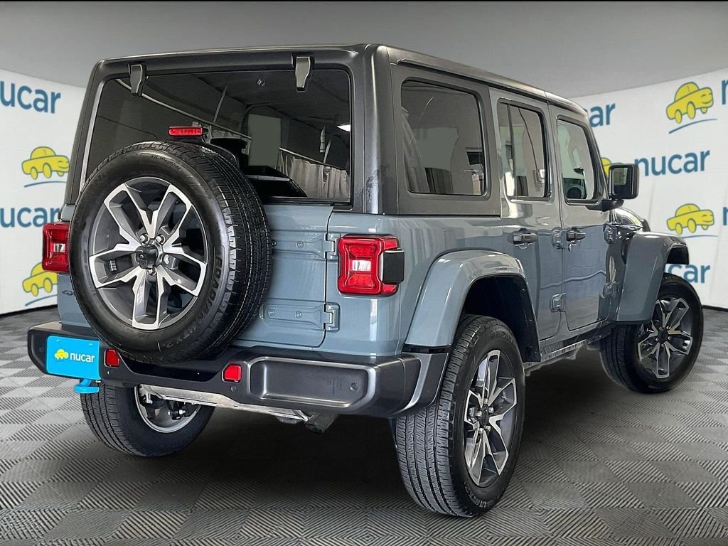 Used 2024 Jeep Wrangler Unlimited w/ Convenience Group AWD/4WD image 6