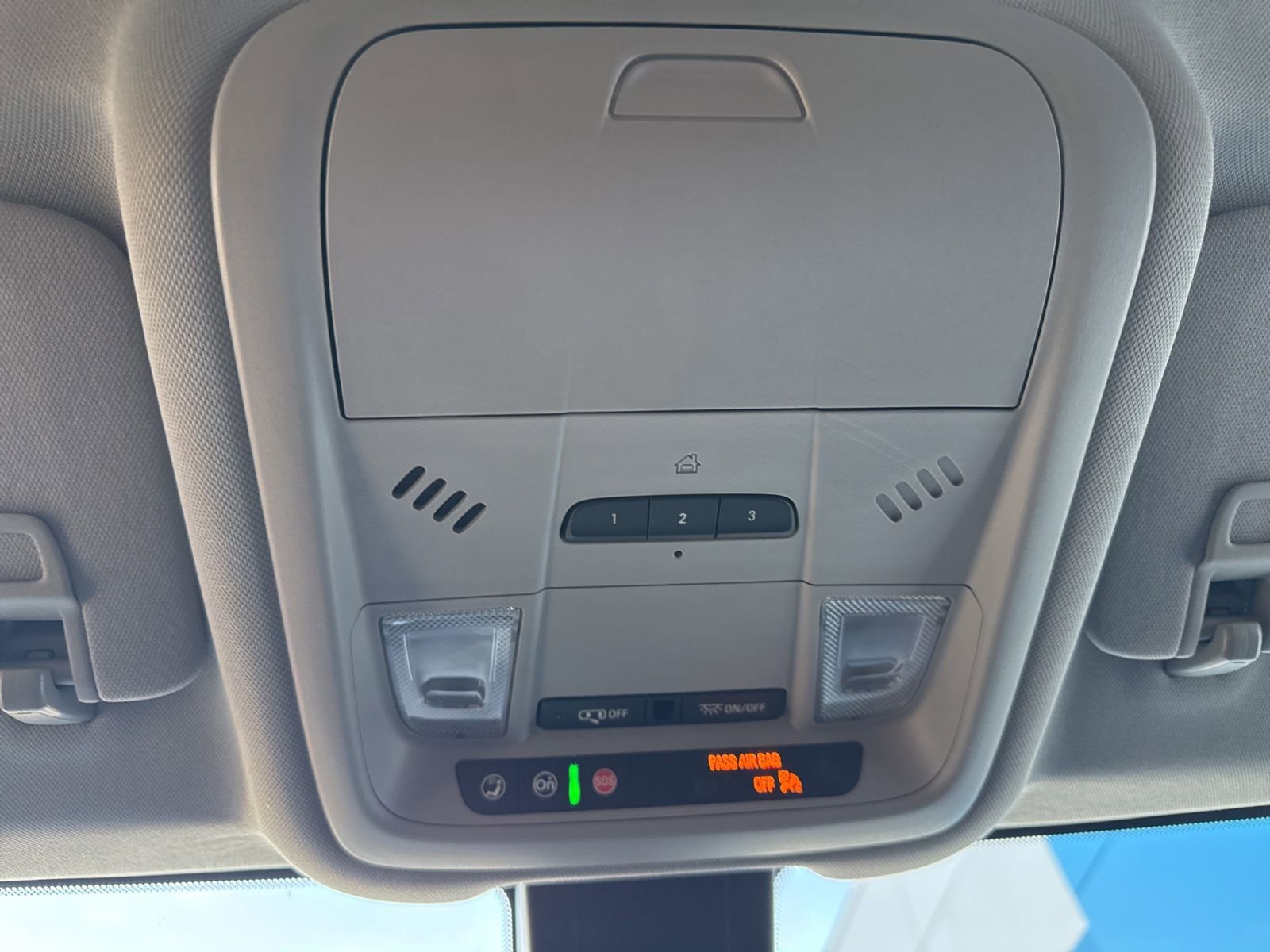 Used 2021 Chevrolet Equinox LT image 27