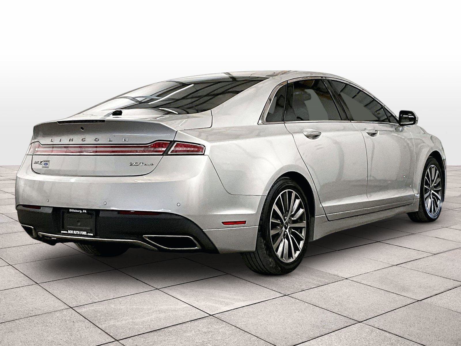 Used 2017 Lincoln MKZ Premiere image 12