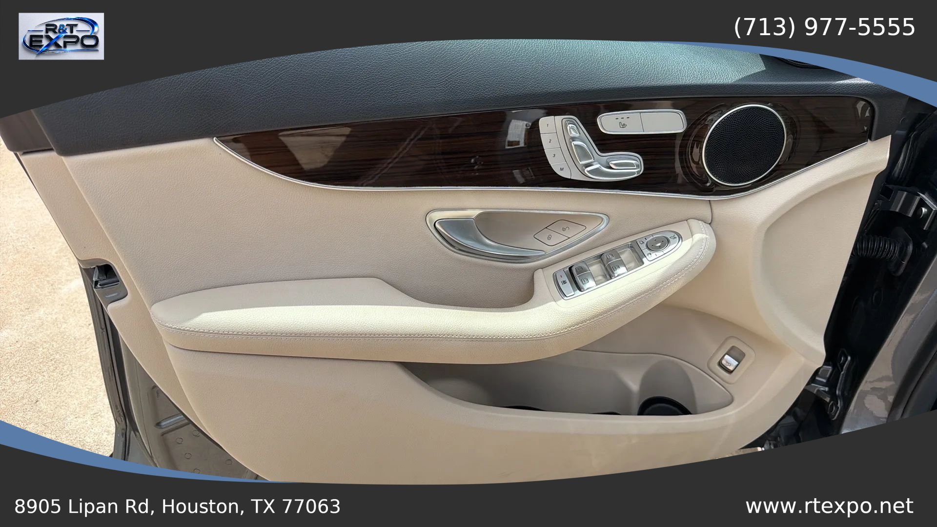 Used 2020 Mercedes-Benz C 300 Sedan image 26