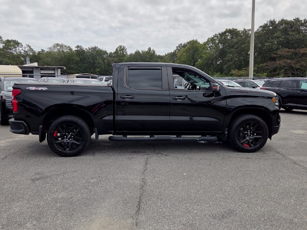 Used 2023 Chevrolet Silverado 1500 RST w/ Redline Edition AWD/4WD image 14