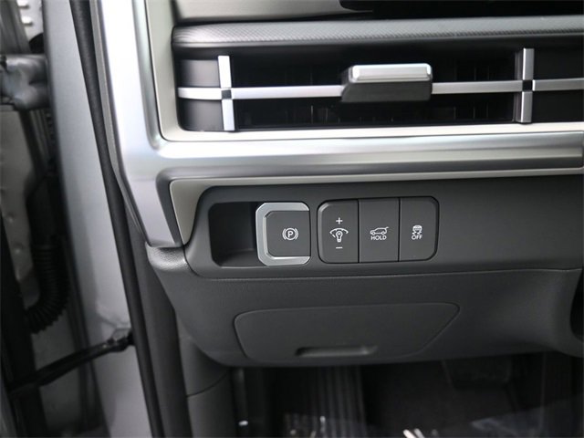 Used 2025 Hyundai Santa Fe SEL image 16