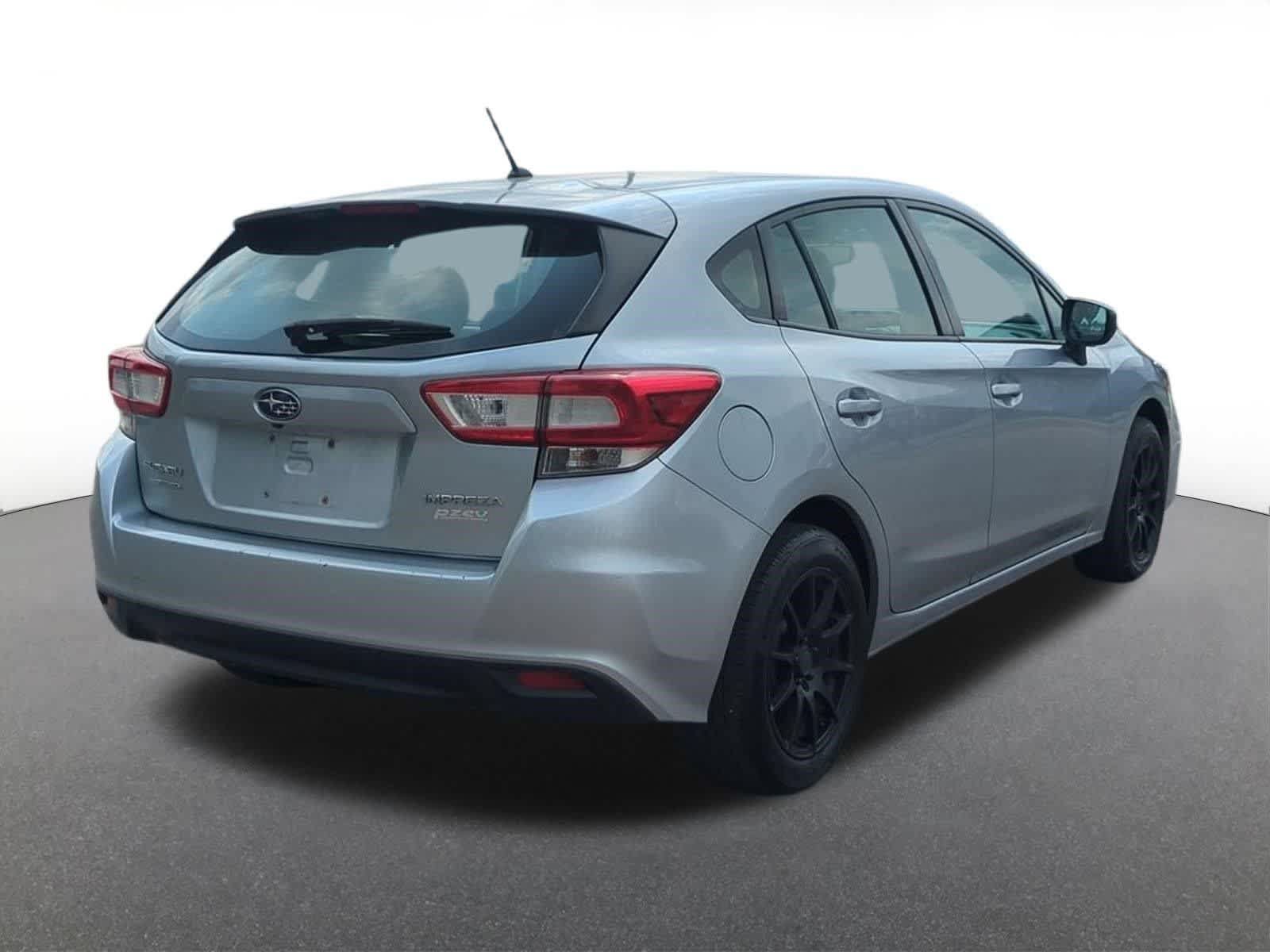 Used 2017 Subaru Impreza 2.0i AWD/4WD image 6