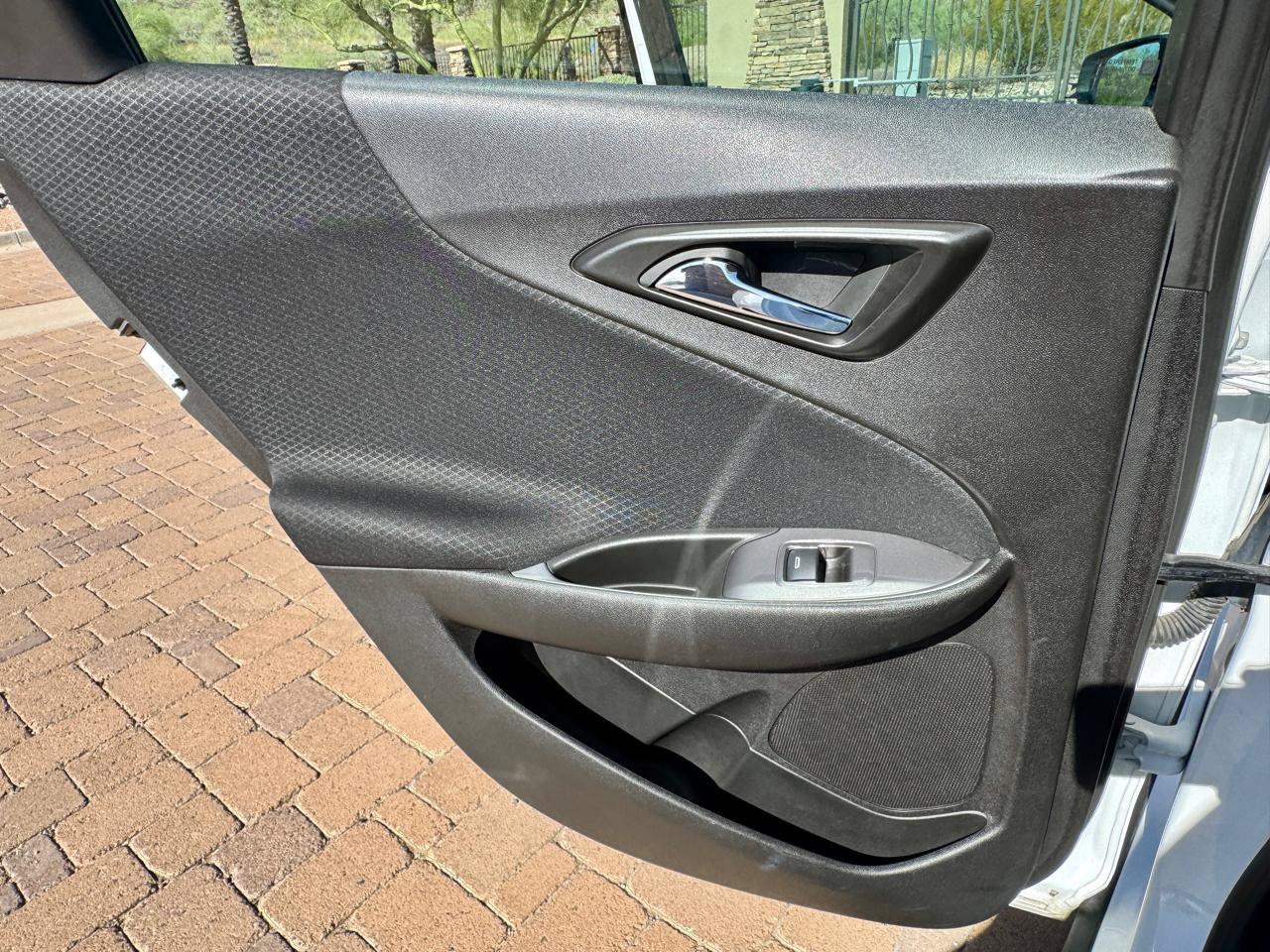 Used 2023 Chevrolet Malibu LT FWD image 13