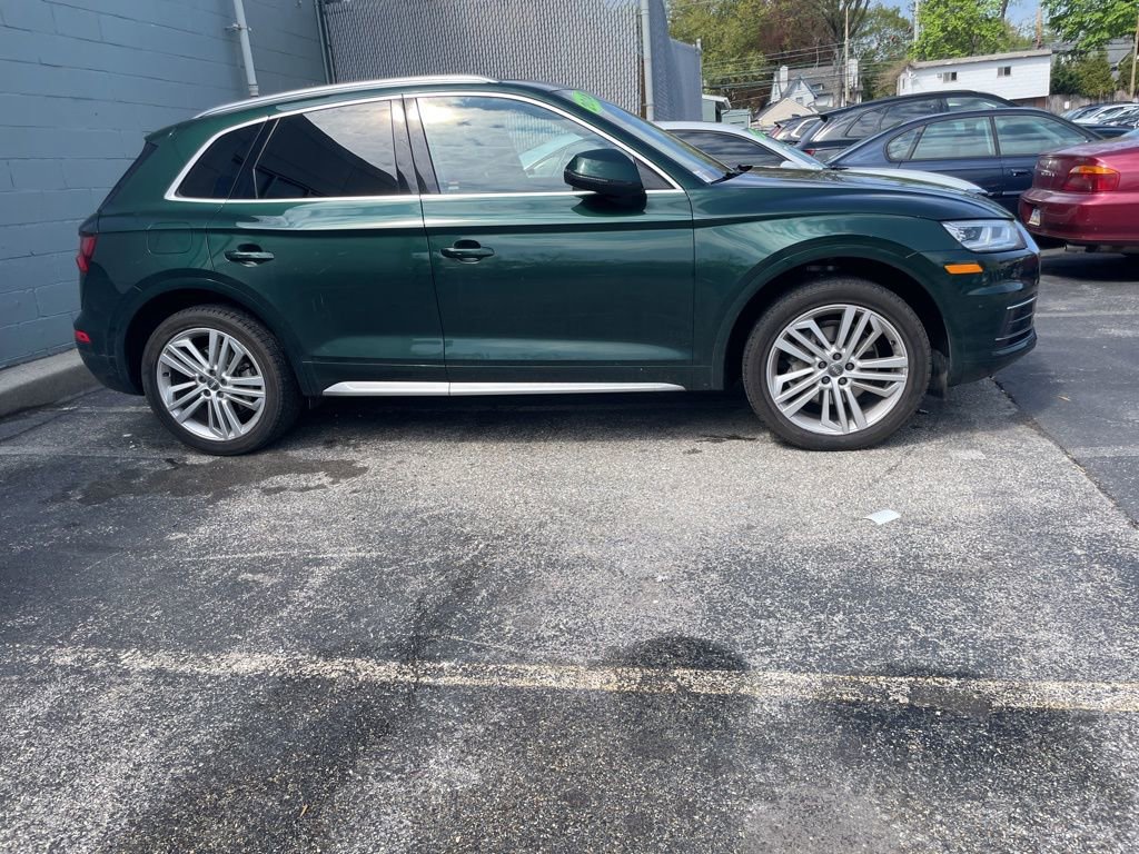 Used 2018 Audi Q5 2.0T Premium Plus w/ Premium Plus Package image 13