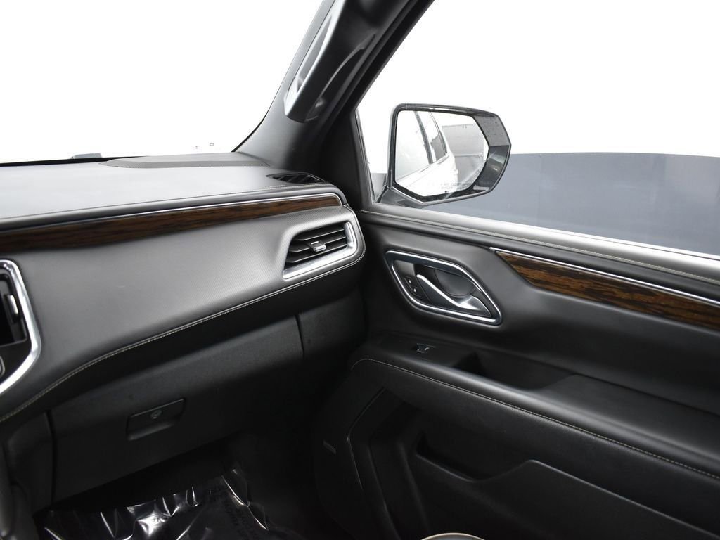 Used 2024 Chevrolet Tahoe Premier image 16
