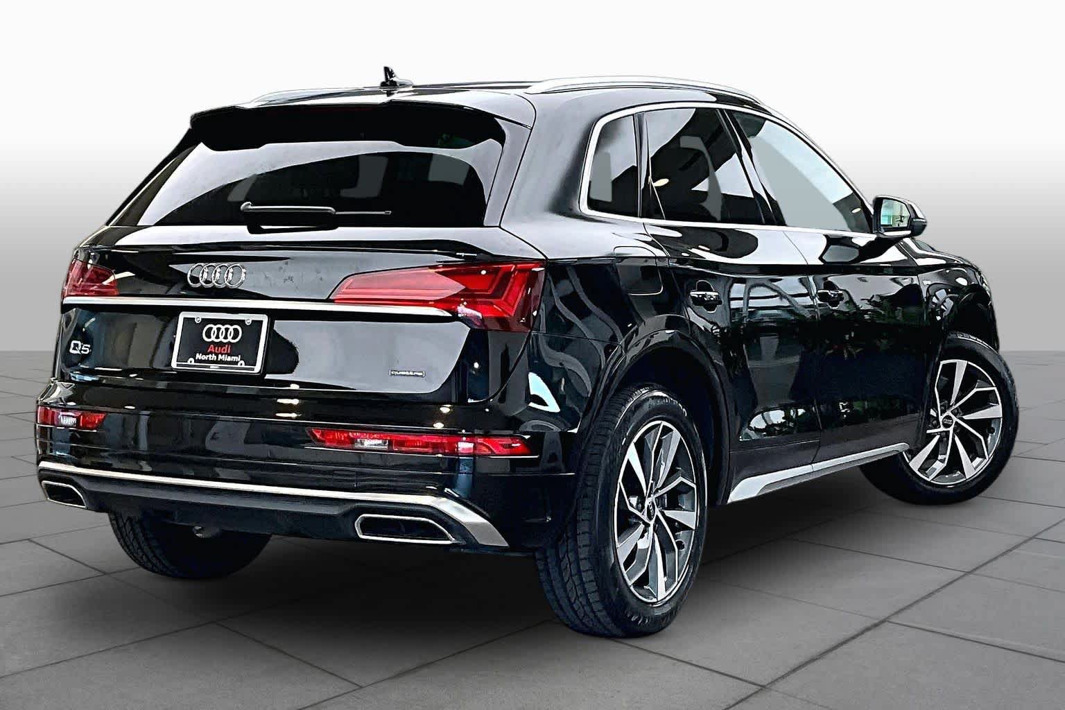 Used 2023 Audi Q5 2.0T Premium Plus w/ Premium Plus Package AWD/4WD image 13