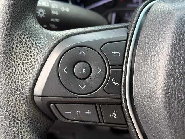 Used 2018 Toyota Camry LE FWD image 24
