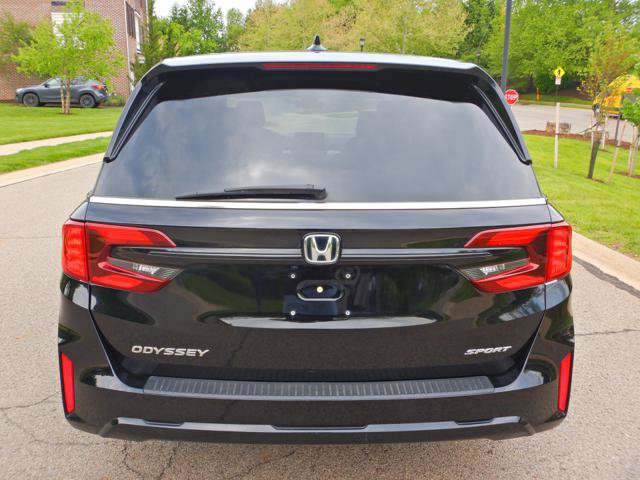 Used 2025 Honda Odyssey Sport-L image 9