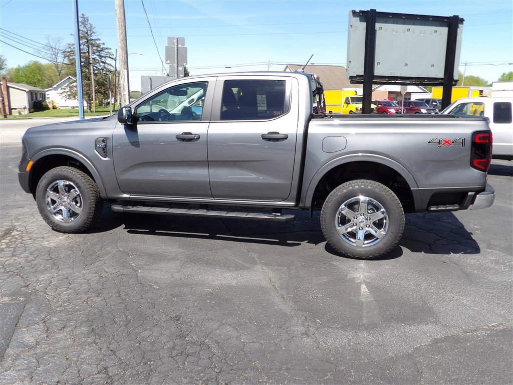 New 2025 Ford Ranger XLT w/ Equipment Group 301A High image 2
