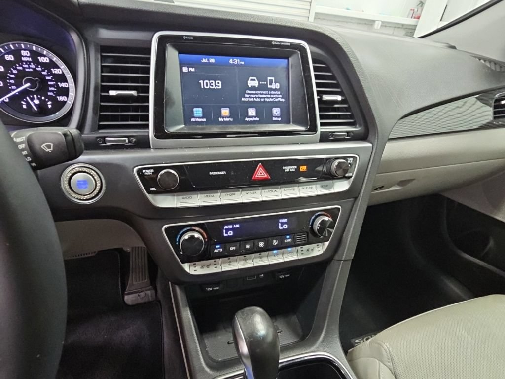 Used 2018 Hyundai Sonata Limited FWD image 13