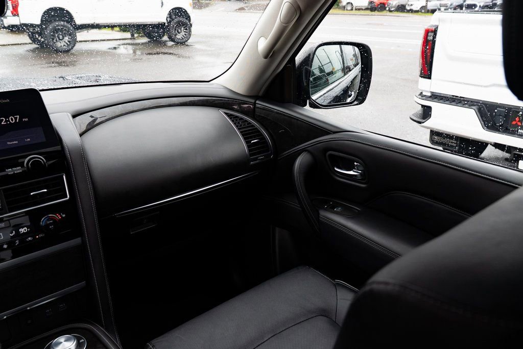 Used 2024 INFINITI QX80 Luxe image 10