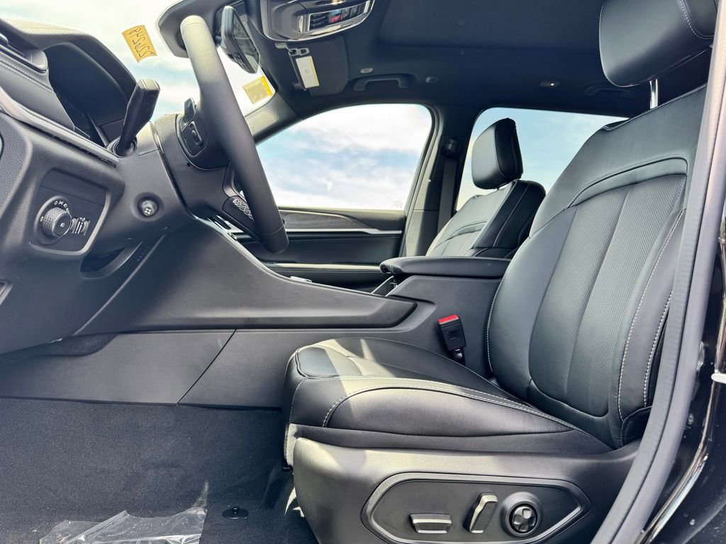 New 2026 Jeep Grand Cherokee L Limited AWD/4WD image 19