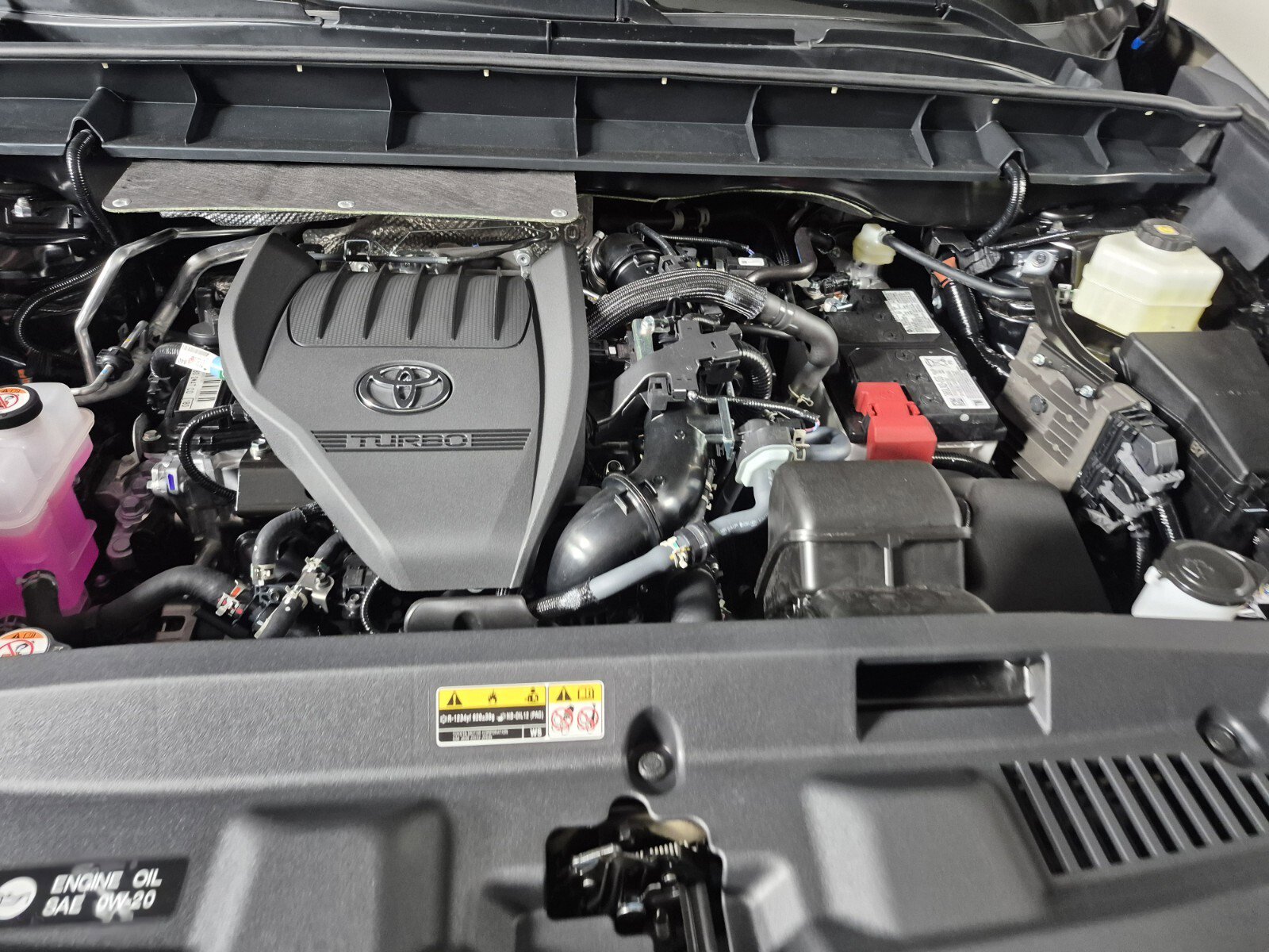 New 2026 Toyota Highlander Limited image 9