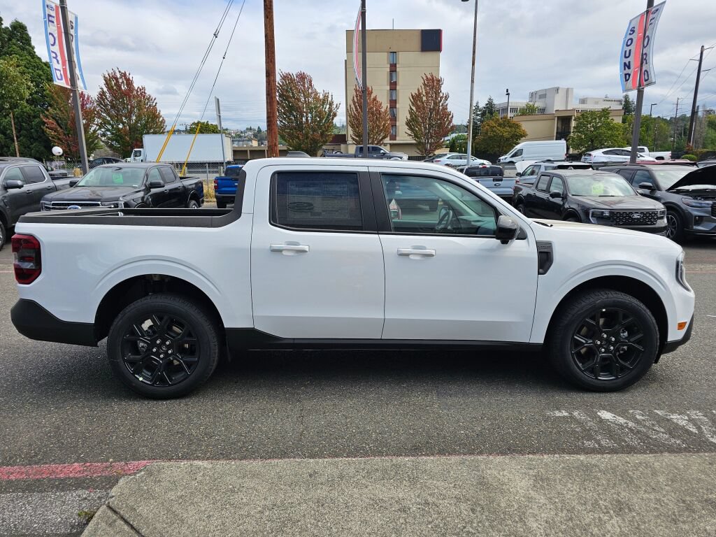 New 2026 Ford Maverick Lariat w/ Black Appearance Package AWD/4WD image 4