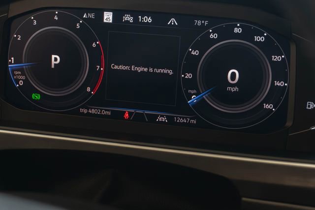 Used 2024 Volkswagen Tiguan SEL R-Line AWD/4WD image 27
