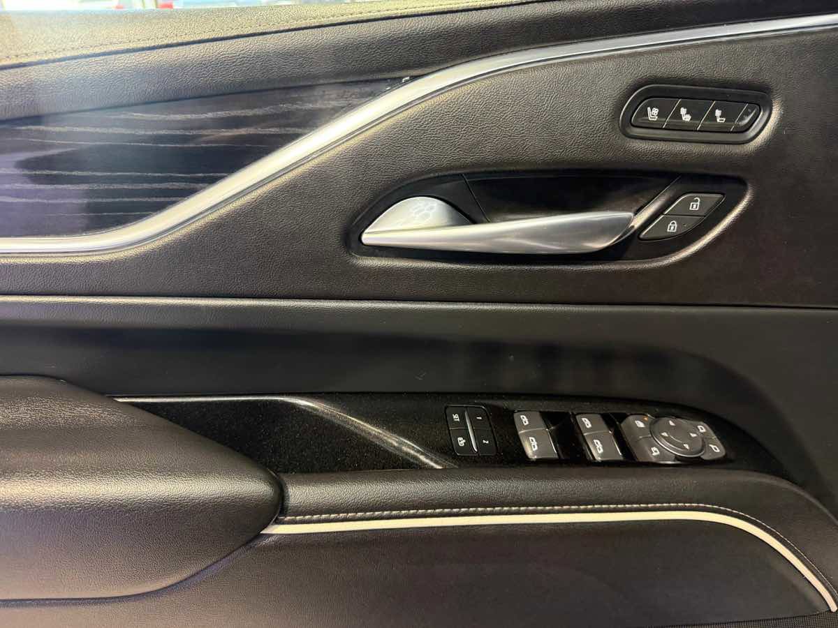 Used 2021 Cadillac Escalade Sport w/ Driver Assist Tech Package AWD/4WD image 46