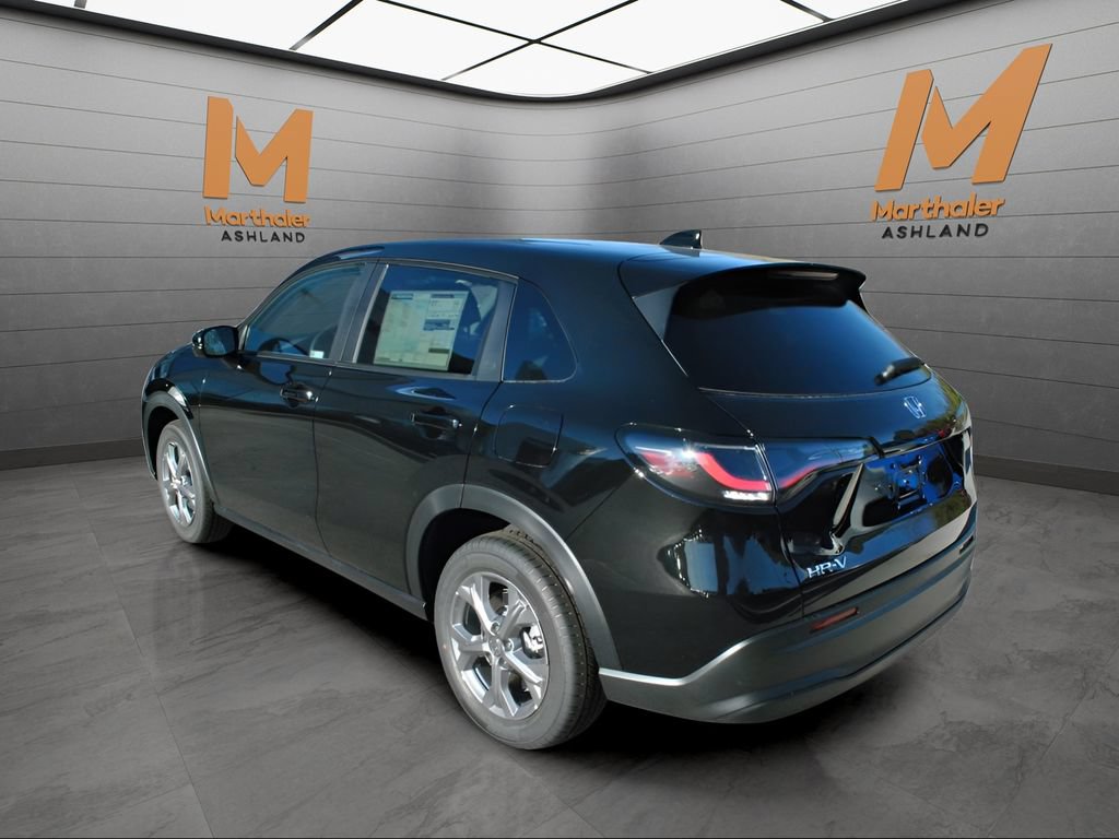 New 2027 Honda HR-V LX image 2