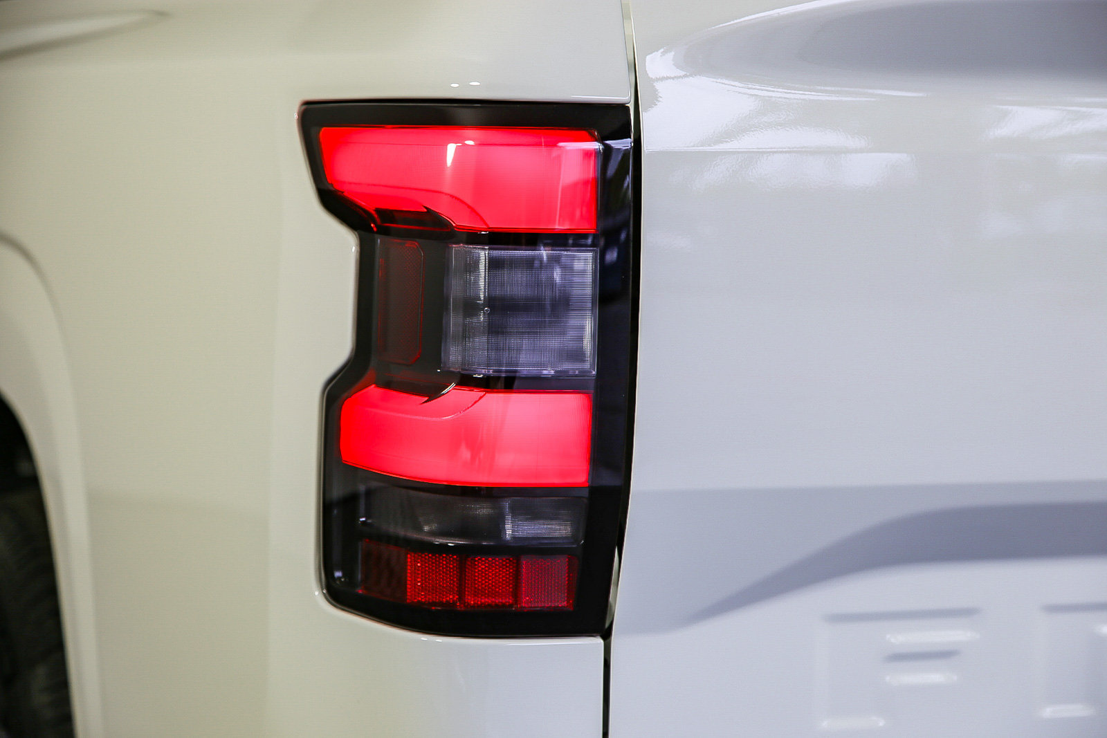 New 2025 Nissan Frontier SV RWD image 6