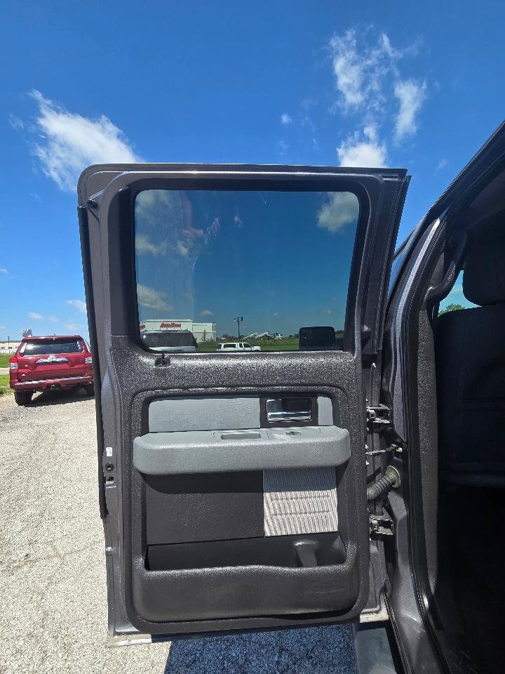 Used 2013 Ford F150 XLT w/ Luxury Equipment Group AWD/4WD image 19