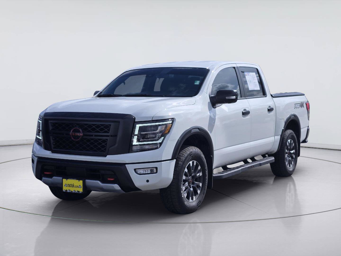 Used 2024 Nissan Titan PRO-4X w/ Pro-4x Convenience Package