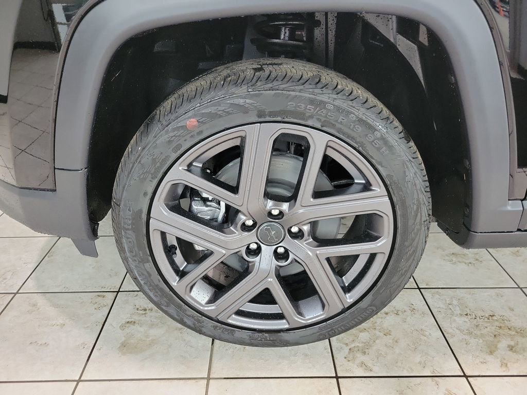 New 2026 Jeep Compass Limited image 31