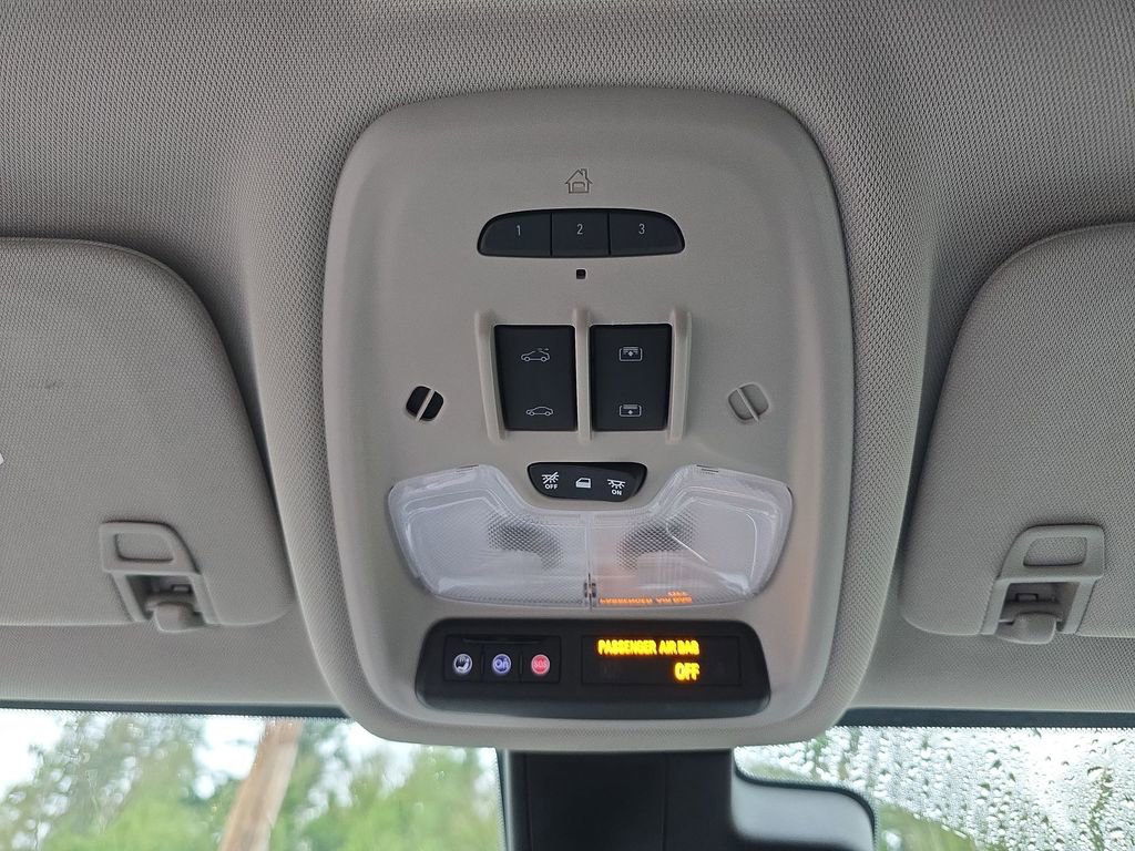 Used 2023 Buick Encore GX Essence w/ Experience Buick Package image 20