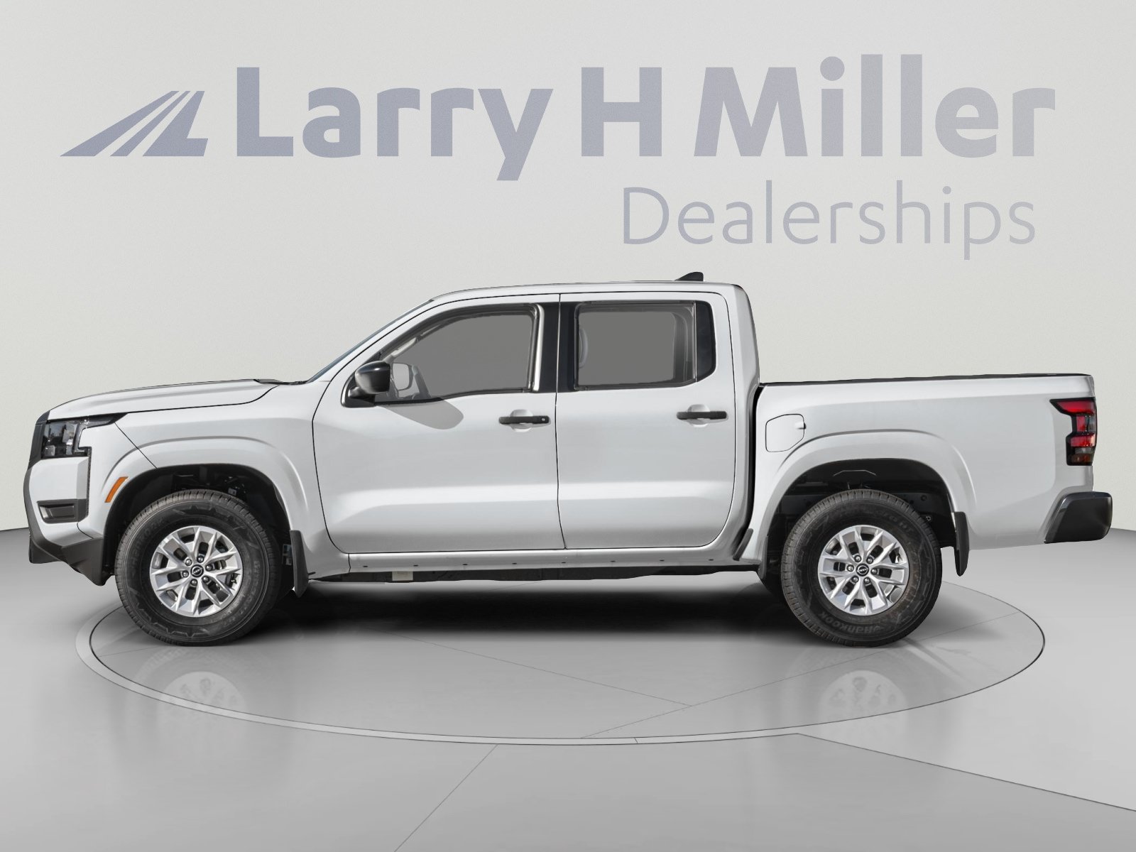 New 2027 Nissan Frontier SV RWD image 3