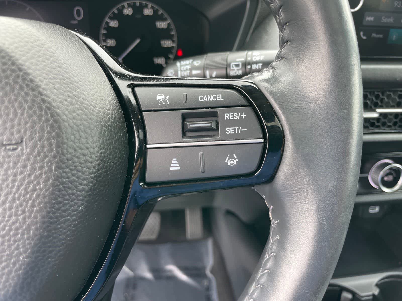 Used 2023 Honda HR-V EX-L image 14