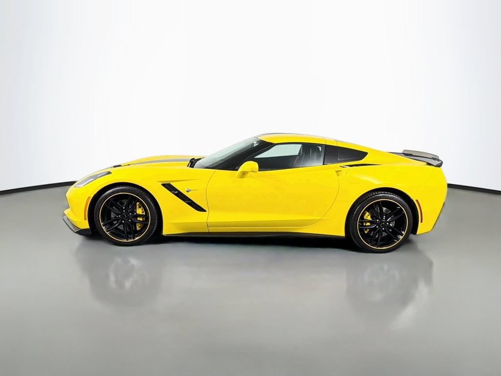 Used 2019 Chevrolet Corvette Stingray Coupe RWD image 4