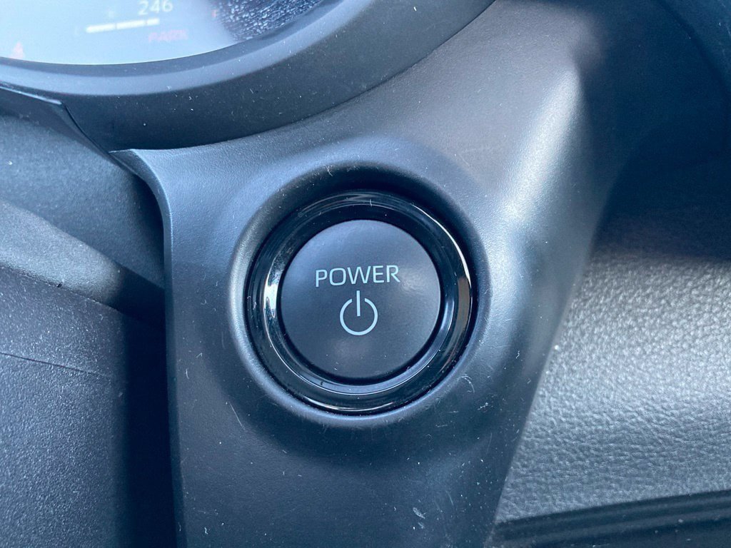 Certified 2025 Toyota Sienna XLE Woodland Edition AWD/4WD image 19