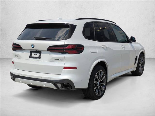 New 2026 BMW X5 xDrive40i w/ M Sport Package AWD/4WD image 2